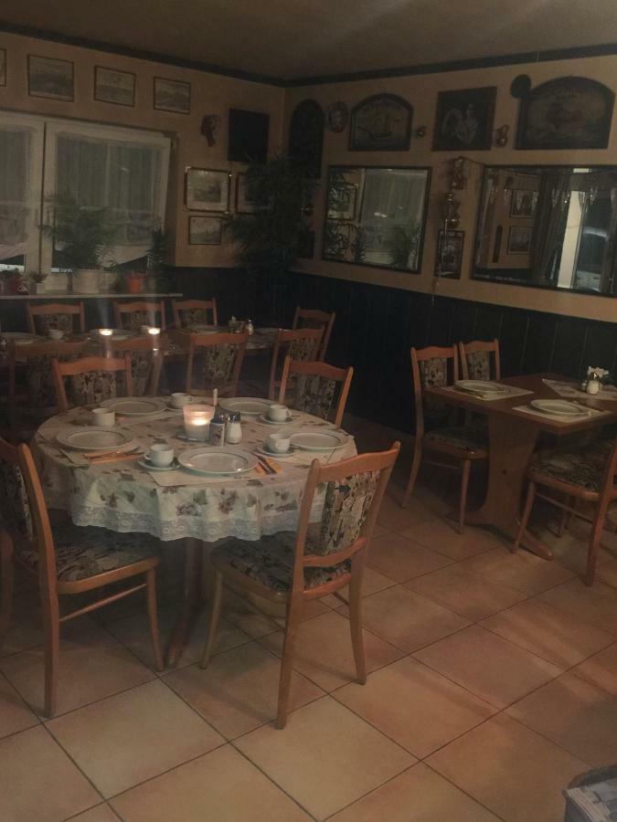 Caruso Pension Und Pizzeria 살츠베그 외부 사진